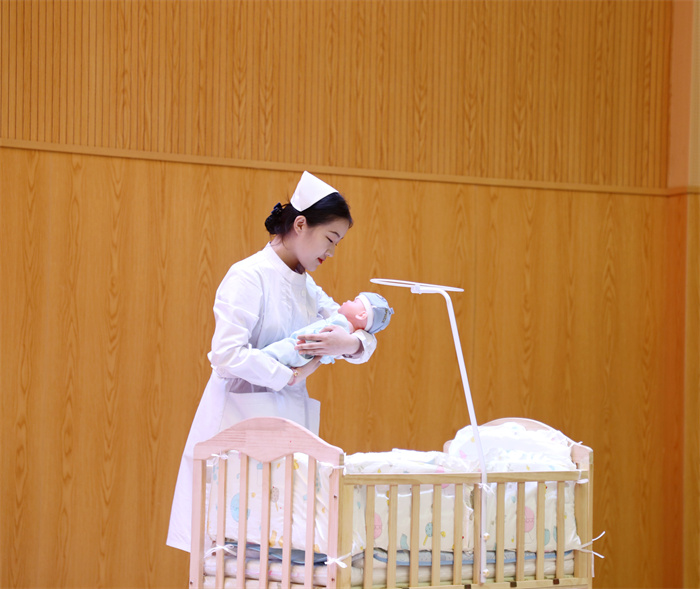 欧博abg登录入口护士节活动2.jpg